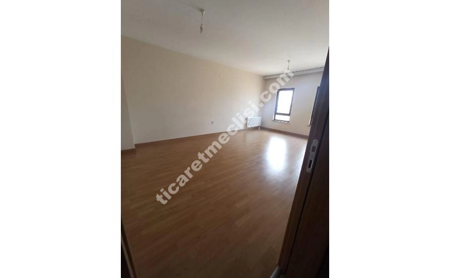 Beykent te 3+1 satılık daire Gül ???? emlak ofisinden _5