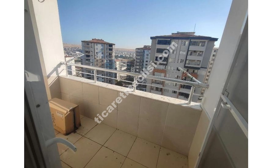 GÜL EMLAK’TAN MERKEZİ KONUMDA SÜPER DAİRE! 2+1 KAÇIRILMAYACAK DAİRE_9